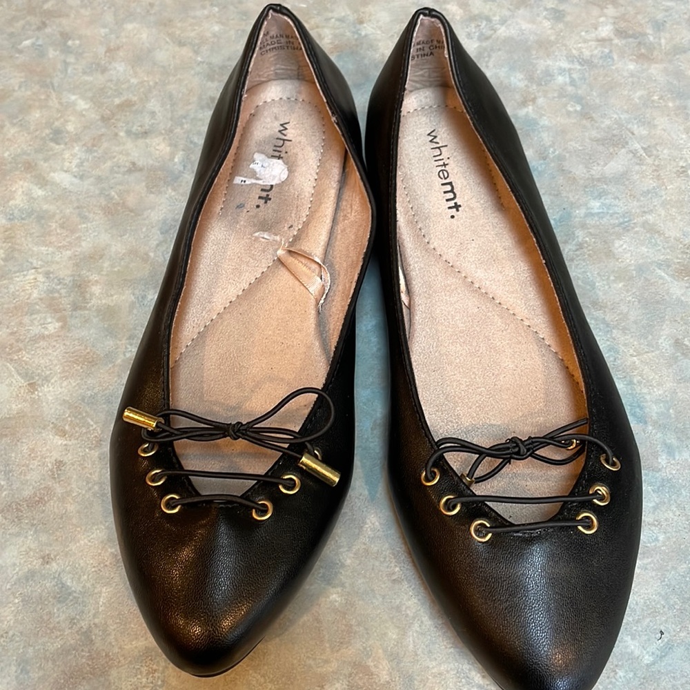 White mt. Black flat shoes (sz 8)